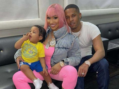 Nicki Minaj's Son: Everything to Know Nicki Minaj Photos, House Arrest, Instagram Queen, The Late Late Show, How To Make Headbands, Pink Friday, Be Gentle With Yourself, Papa Bear, Birth Stories