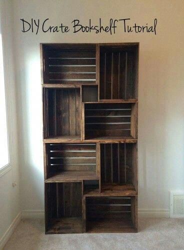 Have a look at our web-site for lots more in regard to this dazzling photo #diyfurnituredesign Cheap Bookshelves, Crate Bookshelf, Diy Crate, Diy Rustic Home, Decor Ikea, Bookshelves Diy, Diy Holz, Kraf Diy, Wood Crates