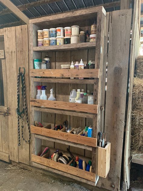 Horse Tack Rooms Diy, Tack Room Shelves, Farm Organization Ideas, Horse Tack Shed, Horse Tack Room Organization Diy, Horse Tack Box Ideas, Tac Room Ideas Horse, Feed Bins For Horses, Tack Room Organization Diy Storage Ideas