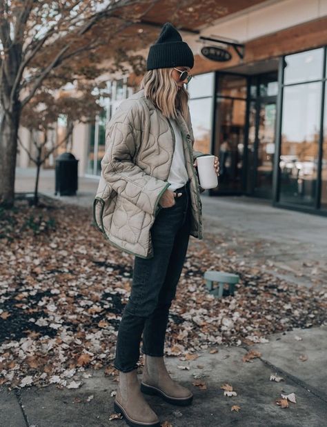 Outdoor Winter Outfit, Blundstone Outfit, Outdoorsy Outfits, Blundstone Women, Outdoorsy Style, Look Boho Chic, Wish Board, Hiking Outfit Fall, Winter Mode