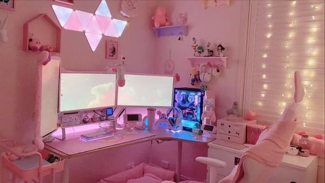 Cute Gaming Desk Setup, Pink Pc Setup Aesthetic, White And Pink Pc Setup, Gaming Desk Setup Girl, Cute Computer Setup, Pink And White Gaming Setup, Pink Gaming Setup Aesthetic, Gamer Setup Aesthetic, Cute Pc Setup