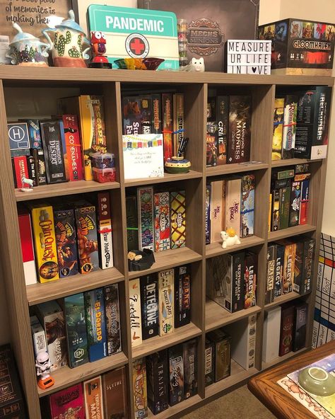 We’re back!!! We’ve moved and set up a new #kallax that we’ve already almost outgrown! 🤦🏻‍♀️🤦🏼‍♂️ . . . #shelfie #boardgameshelfie… Board Gaming Room, Cozy Board Game Room, Kallax Board Games, Game Display Ideas, Board Games Display, Board Game Shelf, Board Game Cafe, Board Game Room, Game Cafe