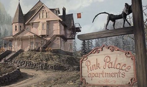 💀 on Twitter: "𖤐Coraline was released on this day, in 2009🧵✨… " Pink Palace Apartments, Coraline Film, Stop Motion Movies, Laika Studios, Coraline Art, Coraline Aesthetic, Coraline Jones, Pink Palace, Halloween Movies