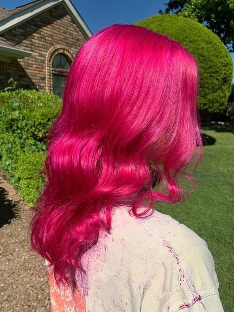 Vibrant Pink Hair, Whimsical Aesthetic, Magenta Hair, Hot Pink Hair, Hair Color Unique, Dyed Hair Inspiration, Pretty Hair Color, Dye My Hair, Hair Dye Colors