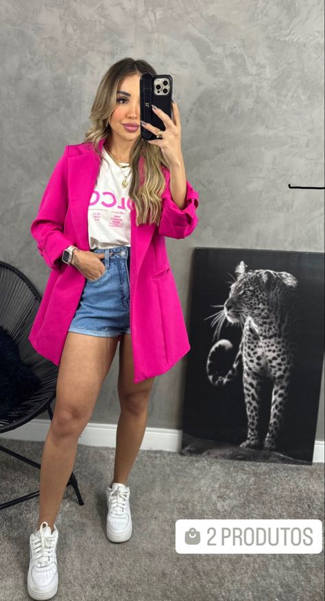 Pink Blazer With Shorts Outfit, Blazer And Shorts Outfit Sneakers, Short Blazer Outfits, Balance Diet, Fiesta Outfit, Vegas Outfit, Dos And Don'ts, Outfit Mujer, Fashion Fail