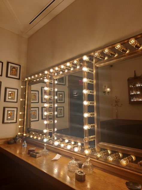 Dressing Room Mirror Lights, Vintage Hollywood Mirror, Hollywood Lights Bathroom, Hollywood Vanity Mirror Aesthetic, Vintage Dressing Rooms Hollywood, Hollywood Light Up Mirror, Old Hollywood Mirror, Hollywood Apartment Aesthetic, Dancer Bedroom Aesthetic