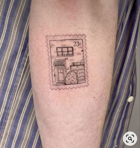 Nyc Tattoo Artist, Nyc Stamp Tattoo, Roommate Tattoos, Little House Tattoo, Hometown Tattoo Ideas, Home Tattoo Ideas, Nyc Tattoo Ideas, Childhood Tattoo Ideas, Aesthetic Tats