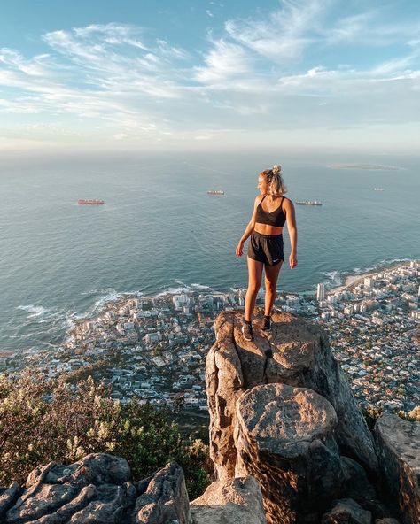 Aesthetic Cape Town, Cape Town Aesthetic, Lions Head Cape Town, Cape Town South Africa Travel, Cape Town Photography, Cape Town Travel Guide, South Africa Vacation, Camps Bay Cape Town, Influencer Photography