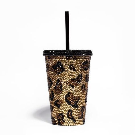 Leopard Print Accessories – How to Wear it #leopardprint #leopardprintaccessories #printaccessories #fashionnews #fashionactivation Bling Cups, Rhinestone Tumblers, Leopard Print Accessories, Rhinestone Cups, Leopard Print Outfits, Rhinestone Projects, Custom Starbucks Cup, Bling Crafts, Reusable Coffee Cup