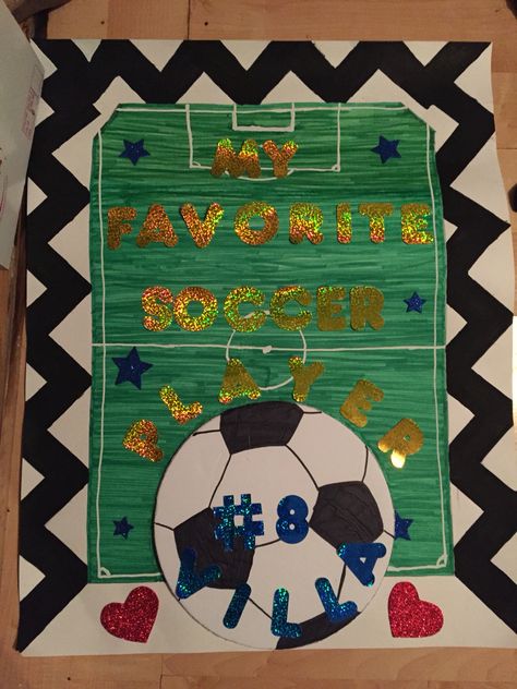 DIY SOOCER POSTER FOR YOUR FRIEND ! Posters For Soccer Games Friends, Cute Soccer Posters For Friend, Posters For Friends Sports, Posters For Soccer Games, Soccer Posters For Friends, Signs For Soccer Games, Soccer Poster Ideas For Friend, Senior Soccer Poster Ideas, Soccer Signs Posters High Schools