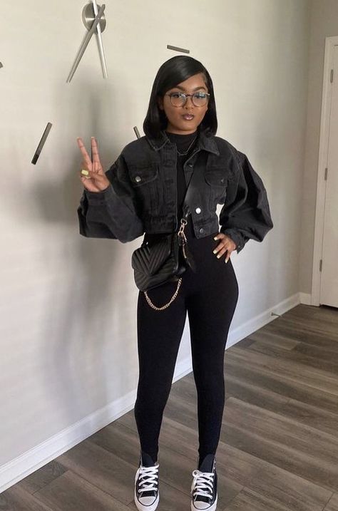 Black High School Outfits, Cute All Black Outfits Baddie, Black Crop Top Jacket Outfit, All Black Semi Casual Women, Vest Jersey Outfit, Cute All Black Outfits For School, Dinner Outfits All Black, Sneaker Party Outfits Women, Black One Piece Outfit Ideas