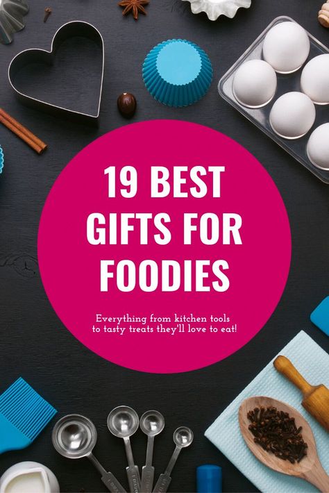 Unique gifts for foodies! Great ideas whether you're shopping for Christmas, birthday, or just a fun gift for a friend! Gift Ideas For Foodies, Foodie Gift Ideas, Summer Gift Baskets, Gifts For Foodies, Veggie Box, Sunnyside Up Eggs, Molecular Gastronomy, Foodie Friends, Everyday Gifts