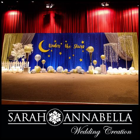 School Auditorium Decoration Ideas, Farewell Decoration Idea, Farewell Stage Decoration Ideas, Stage Decoration Ideas For College Fest, Graduation Stage Design, Graduation Stage Decorations Schools, Auditorium Decoration Ideas, Stage Decoration Ideas For School, Spelling Bee Decorations