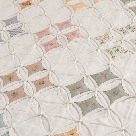 8 of the best Cathedral Window Quilts - Gathered Cathedral Window Patchwork, Cathedral Quilt, Cathedral Window Quilt, Window Quilts, Window Quilt, Cathedral Window Quilts, Big Block Quilts, Heart Quilt Pattern, Cathedral Window