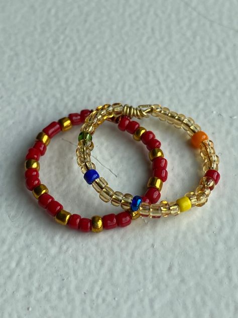 Marvel Beaded Jewelry, Marvel Seed Bead Bracelets, Marvel Rings, Spiderman Beaded Bracelet, Marvel Beaded Bracelets, Marvel Bracelets, Diy Clay Rings, Marvel Jewelry, Braided Bracelet Diy