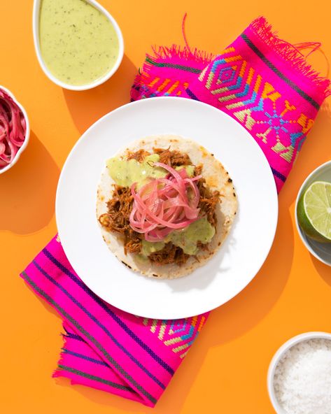 Chilorio comes to us from the northern state of Sinaloa and it is essentially really juicy shredded pork in a citrus ancho sauce. Ancho Sauce, Traditional Mexican Recipes, Mexican Aesthetic, Bulgur Salad, Experimental Design, Food Photoshoot, Photo Food, Shredded Pork, Traditional Mexican