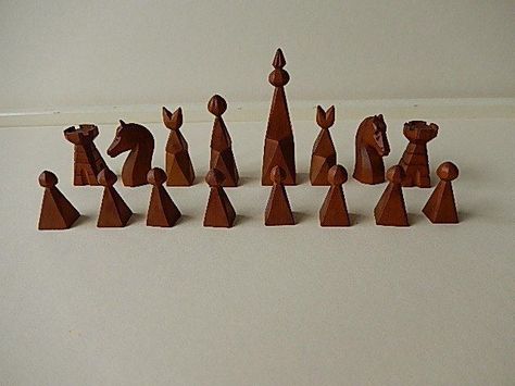 Ceramic Board Games, Clay Chess Pieces, Carving Chess Pieces, Pottery Games, Vintage Chess Set, Wooden Chess Pieces, 3d Quilling, Ceramic Workshop, Clay Diy Projects