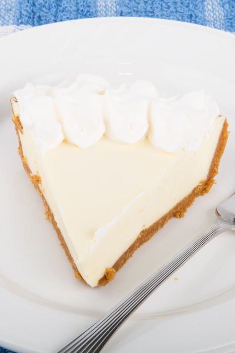 Cool 'n Easy Lemon Jello Pie - This easy pie is cool and refreshing and can be made with other gelatin fruit flavors for fun varieties. | CDKitchen.com Lemon Jello Pie Cool Whip, Lemon Jello Pie, Jello Pie Cool Whip, Ww Baking, Lemon Chiffon Pie, Cool Whip Pies, Jello Pie, Jello Dessert, Cool Whip Desserts