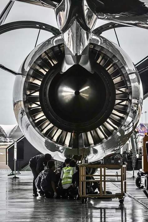 Aircraft Mechanic Aesthetic, Aircraft Photography, Aircraft Engineering, Mechanics Aesthetic, Aircraft Maintenance Engineer, Jet Aviation, Plane Engine, Aviation Engineering, Airplane Engine