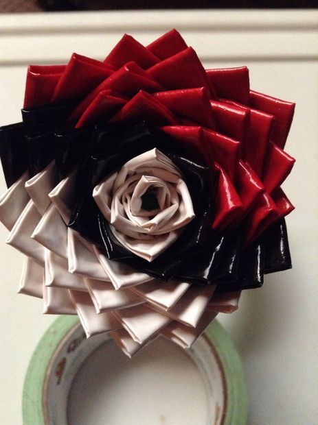 Picture of Pokeball Duct tape Rose Duct Tape Rose, Anime Club, Duct Tape Crafts, Rose Tutorial, Childhood Games, Flower Pot Crafts, Duck Tape, Club Ideas, First Game