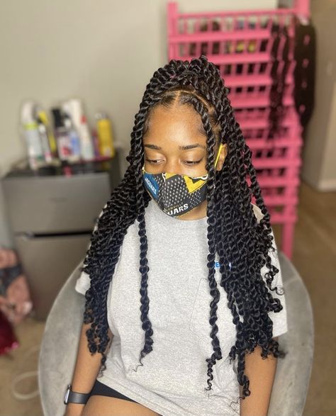 Knotless Passion Twists Hairstyle, Braids For Big Foreheads African, Senegalese Twist Braids Medium, Fake Locs Hairstyles For Women, Braids For Big Foreheads, Hairstyles For Big Foreheads Black, Big Forehead Hairstyles Black Women, Medium Passion Twists, Braid For Big Forehead