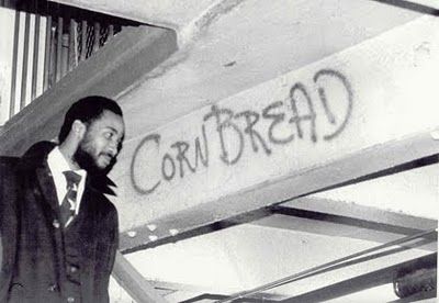 Philadelphia graffiti legend Cornbread. Once tagged the side of an elephant at the Philly zoo. Also tagged the Jackson 5's plane at the airport. He says Hollywood stiffed him when it made the movie Cornbread, Earl and Me. Was supposed to be based on his life, but they switched the story up on him. Such is life... Cornbread Graffiti, Street Beautification, Graffiti History, School Graffiti, Seen Graffiti, Bored Kids, Graffiti Piece, Old School Fashion, Subway Train