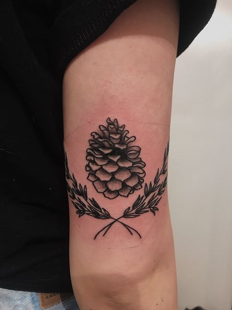 Pinecone Tattoo, Tattoo Elbow, Pine Tattoo, F Tattoo, Nature Tattoo Sleeve, Tattoo Nature, Forest Tattoos, Elbow Tattoos, Upper Arm Tattoos