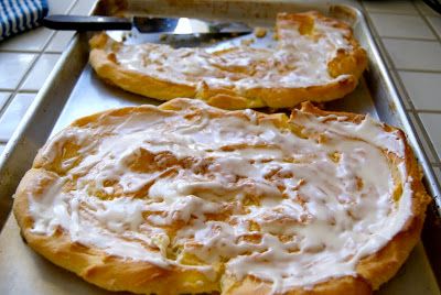 Ludafisk Recipe, Almond Kringle Recipe, Kringle Pastry, Almond Kringle, Kringle Recipe, Danish Kringle, Norwegian Recipes, Scandinavian Recipes, Almond Pastry