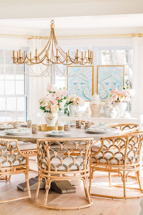 Today's modern feminine home tour is simply gorgeous and has great attention to every detail. A serious renovator and designer, you'll be swept away by this homeowner's approach to her light and airy home! Coastal Chic Style, Modern Parisian, Coastal Glam, Living Room Reveal, Breakfast Nooks, Spring Floral Arrangements, Hippie Home Decor, Custom Drapery, Coastal Chic