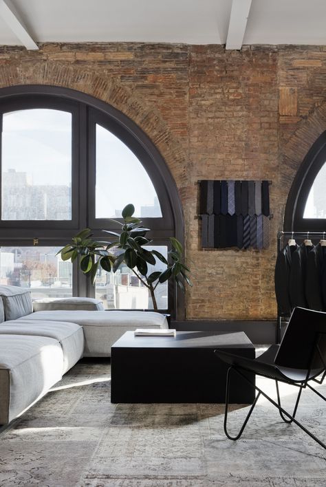 Office In New York, New York Loft Office, Office New York, New York Office Aesthetic, New York Exposed Brick Apartment, New York Times Office, Nyc Office Building, Ikea Loft, Loft Aesthetic