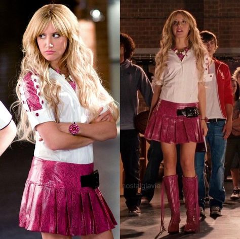 Sharpay And Gabriella Costume, Disney Channel Aesthetic, 2000s Halloween Costume, High School Musical Costumes, Sharpay Evans, Icons Party, High School Musical 3, Early 2000s Fashion, Cool Blonde