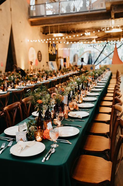 Dark Green Table Linen Wedding, Emerald Green Tablecloth, Dark Green Wedding Table Cloth, Hunter Green Linens Wedding, Green Tablecloth Decor, Dark Green Table Cloth Setting, Dark Green Linens Wedding, Hunter Green Table Cloth Wedding, Emerald Green Table Cloth Wedding