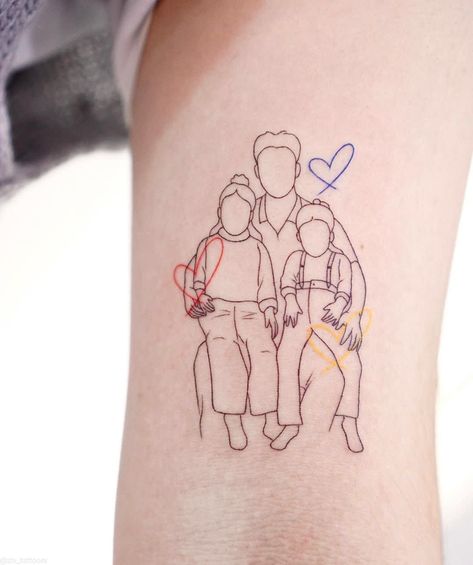 Family Portrait Outline Tattoo, Fine Line Photo Tattoo, Abstract Family Tattoo, Fine Line Family Tattoo, Family Line Tattoo, Tattoos Family, Horoscope Virgo, Family Tattoo Designs, App Filter