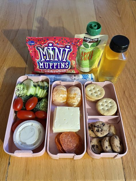 Stackable Lunch Box Ideas, Bento Box Aesthetic School, Stacked Bento Box Lunch Ideas, School Lunch Ideas High Protein, School Lunch Inspo Aesthetic, School Lunch Box Aesthetic, Aesthetic Lunch Ideas For School, Packed Lunch Aesthetic, Kids Lunch Box Meals