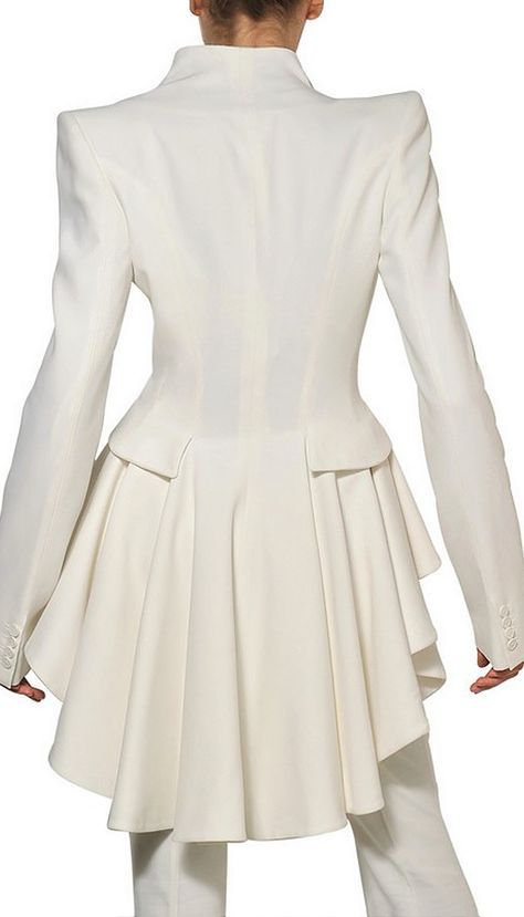 best peplum jackets ever. edgy, well made, flattering. Alexander McQueen White Ruffled Leaf Viscose Crepe Coat Wedding Dress With Blazer, Dress With Blazer, Mode Ab 50, Alexander Mcqueen White, Peplum Jacket, Flared Trousers, White Leaf, Mode Inspiration, White Fashion