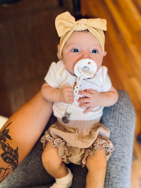 Baby girl cute outfits Baby Girl Cute Outfits, Baby Girl Aesthetic, Country Babies, Sweet Baby Names, Cute Mixed Babies, Fall Baby Clothes, Infant Baby Girl