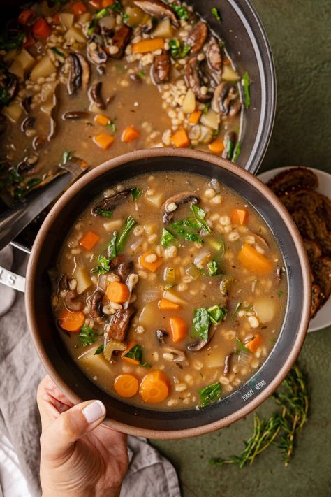 Delicious Vegan Mushroom Barley Soup Recipe Vegan Barley Soup, Mushroom Barley Soup Recipe, Shiitake Mushroom Soup, Barley Recipes, Clean Nutrition, Barley Soup Recipe, Mushroom Barley, Mushroom Barley Soup, Barley Recipe