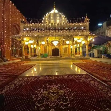 Nizamuddin Auliya, Medina Mosque, Food Captions, Imam Hussain Wallpapers, Mom And Dad Quotes, Ramadan Quotes, History Projects, Dad Quotes, Islamic Images