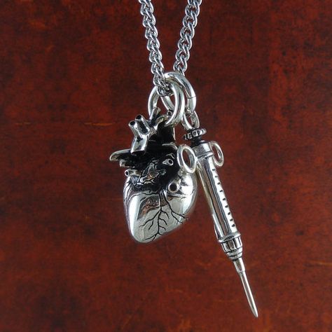 Anatomical Heart and Syringe Necklace Antique by LostApostle, $90.00 Diamond Moon Necklace, Gothic Heart, Bridal Veils And Headpieces, Double Horn Necklace, Wallet Chains, Carved Heart, Horn Jewelry, Horn Necklace, Skull Necklace