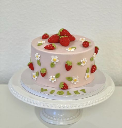 Strawberry Fondant Cake, Strawberry Decorated Cake Birthday, Berry Sweet One First Birthday Smash Cake, A Berry Sweet Baby Is On The Way Cake, Strawberry Cake Ideas Decorating, Two Sweet Party 2nd Birthday Strawberry, Strawberry Cake Theme, Strawberry Party Cake, First Birthday Berry Cake