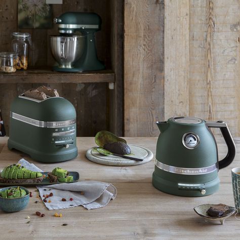 Make your friends green with envy with new picks from KitchenAid Green Kitchen Appliances, Macaron Pistache, Kitchenaid Artisan, Kettle And Toaster, Stainless Steel Accessories, Best Insulation, Kitchen Worktop, Green Kitchen, Kitchen Aid Mixer