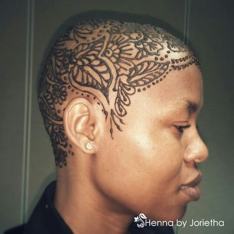 Henna Crown  www.jorietha.com / henna@jorietha.com / 0713518978  #HennabyJorietha #hennapretoria #mehndipretoria #henna #mehndi #hennasouthafrica #mehndisouthafrica #pretoria #pretoriavibes #HennaCrownPretoria #HennaCrown #HennaCrowns #hennahead Head Tattoo Hair, Bald Tattoo, Bald Head Tattoo, Henna Crown, Crown Tattoos For Women, Learn Henna, Hairline Tattoos, Scalp Tattoo, Henna Ink