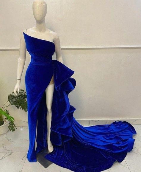 Reception Gowns Evening, Wedding Reception Gowns, Blue Velvet Gown, Photoshoot Dress, Evening Dresses Cocktail, Formal Party Dress, Reception Dress, Formal Party, Evening Dresses Long