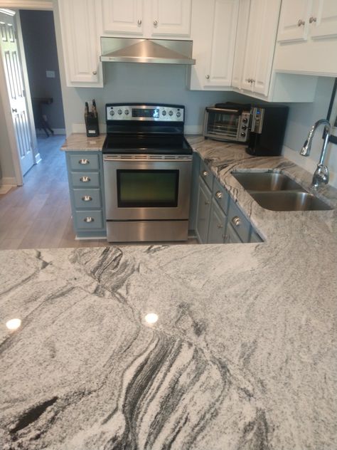 Viscon White Granite Countertops, Viscon White Granite, White Granite Countertops Kitchen, Kitchen Cabinets Color Combination, Gray Cabinet, Granite Countertops Colors, White Granite Countertops, Painted Cabinets, Countertops Kitchen