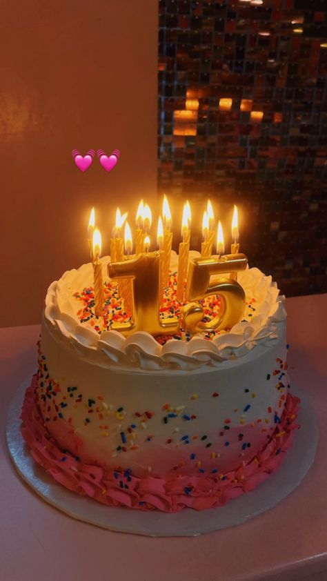 15th Birthday Party Ideas, 15th Birthday Cakes, Happy 15th Birthday, Cake Story, Elegant Birthday Cakes, Cute Birthday Ideas, Happy Birthday Wishes Quotes, Birthday Wallpaper, Pretty Birthday Cakes