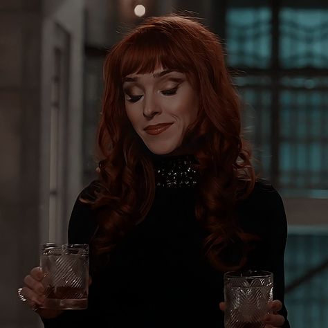 Supernatural Rowena, Supernatural Women, Rowena Supernatural, Jo Harvelle, Rowena Macleod, Claire Novak, Supernatural Outfits, Ruth Connell, Tiffany Valentine