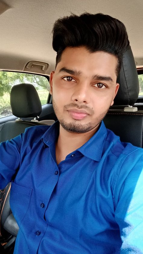 Hot Indian Guy, Indian Man Selfie, Random Indian Guy, Male Selfie Poses, Selfie Male, India Boy, Cute Indian Guys, Indian Guy