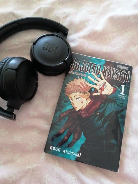 Yuji Itadori Aesthetic, Itadori Aesthetic, Aesthetic Jujutsu Kaisen, Headphone Aesthetic, Yuji Itadori, Jujutsu Kaisen, Jujutsu, Headphones