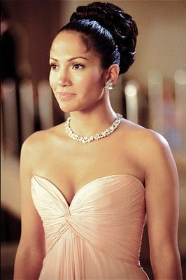 makeup Briadsmaid Hair, Outfits In Movies, Red White And Black Wedding, Manhattan Movie, J Lo Style, Graduation Aesthetic, White And Black Wedding, Maid In Manhattan, Chick Flick