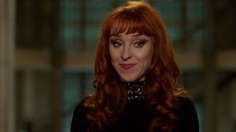 Dean Winchester Fanfiction, Supernatural Women, Supernatural Rowena, Rowena Supernatural, Fanart Ideas, Rowena Macleod, Crowley Supernatural, Supernatural Fanfiction, Ruth Connell